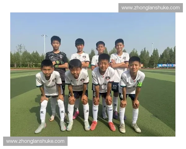 全国青少年校园足球联赛推动小学足球全面发展策略与实践路径探索